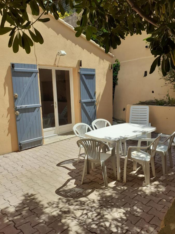 Appartement T1 Hyères Екстериор снимка