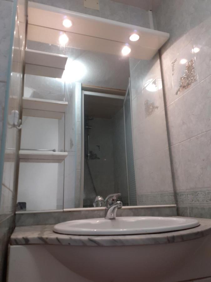 Appartement T1 Hyères Екстериор снимка